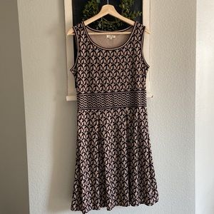 Max Studio black and cream dress